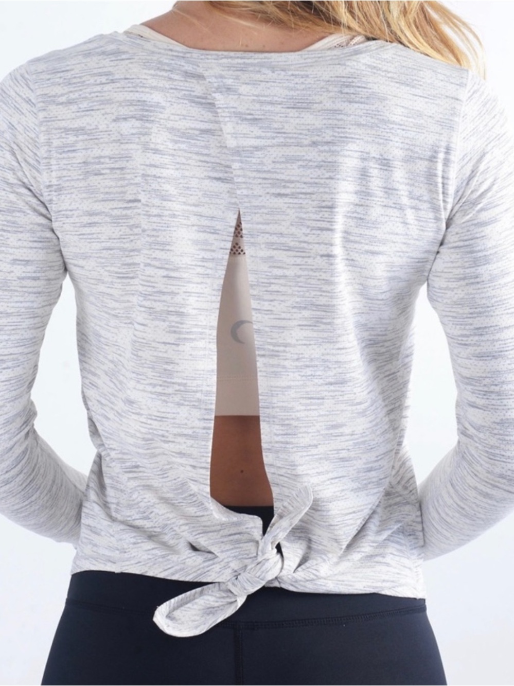 Zyia Active Ash Split Back Long Sleeve T Size Large